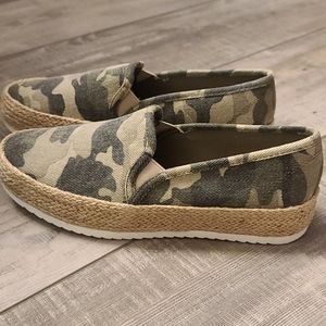 Camo espadrille sneakers